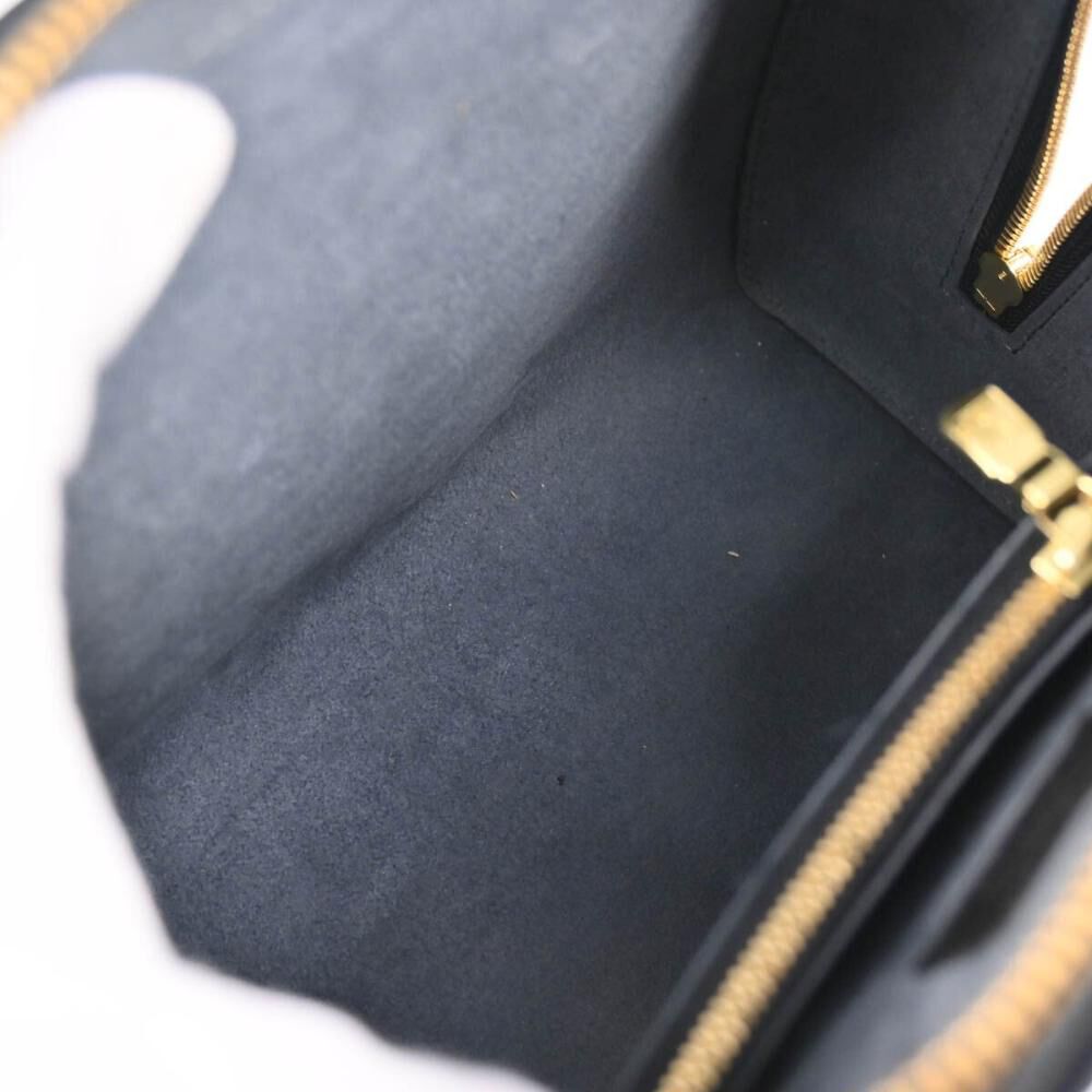 Louis Vuitton Pont Neuf