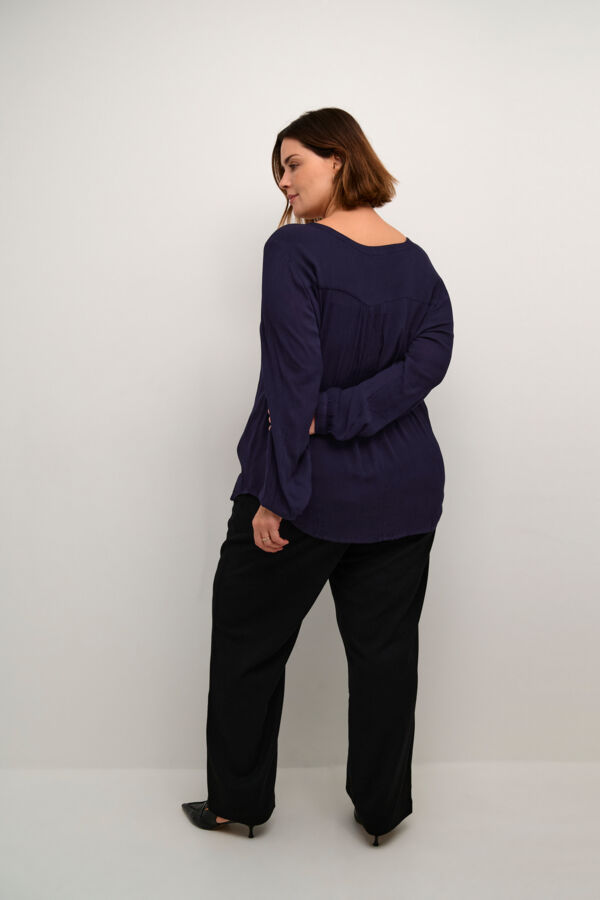 KCami LS Blouse