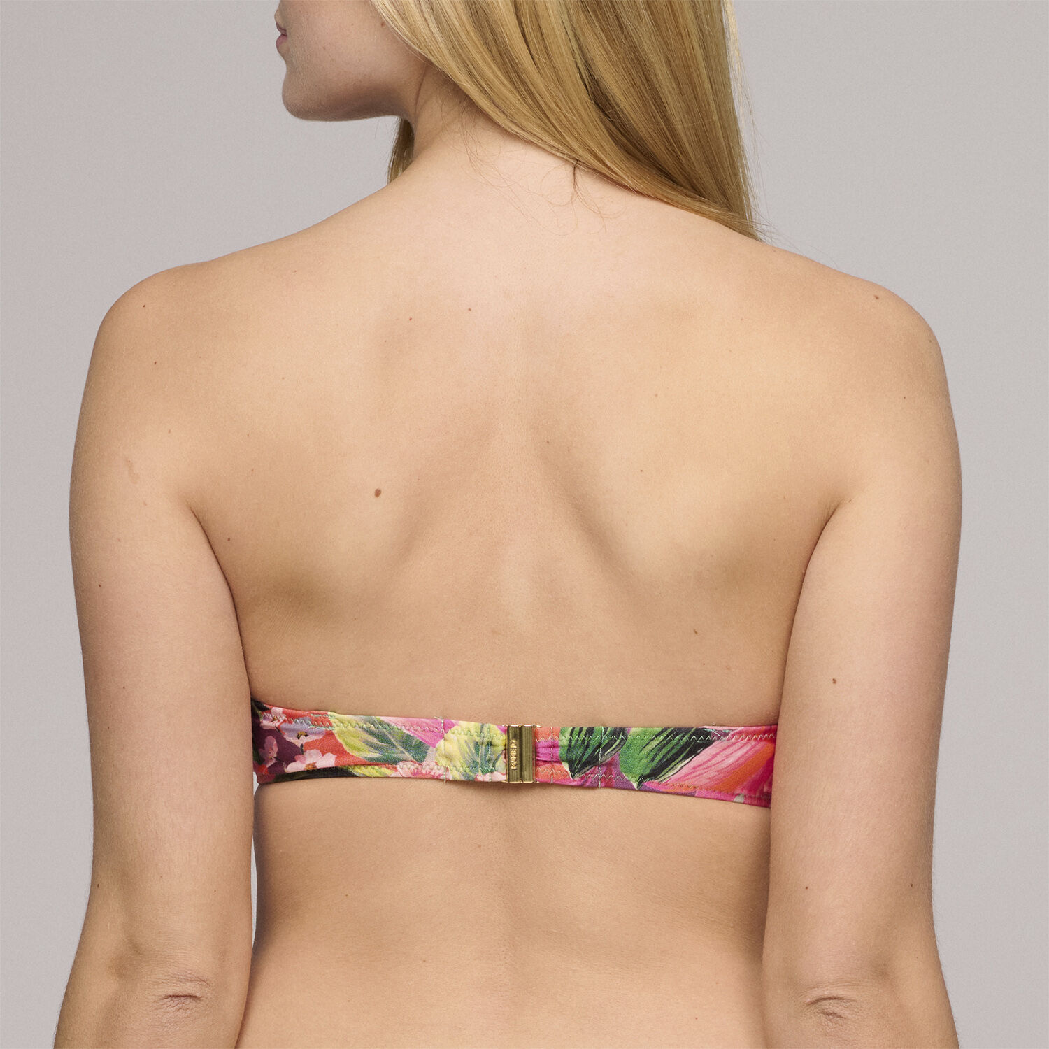 Norma Jeanne bikinitop med vattering uden stropper