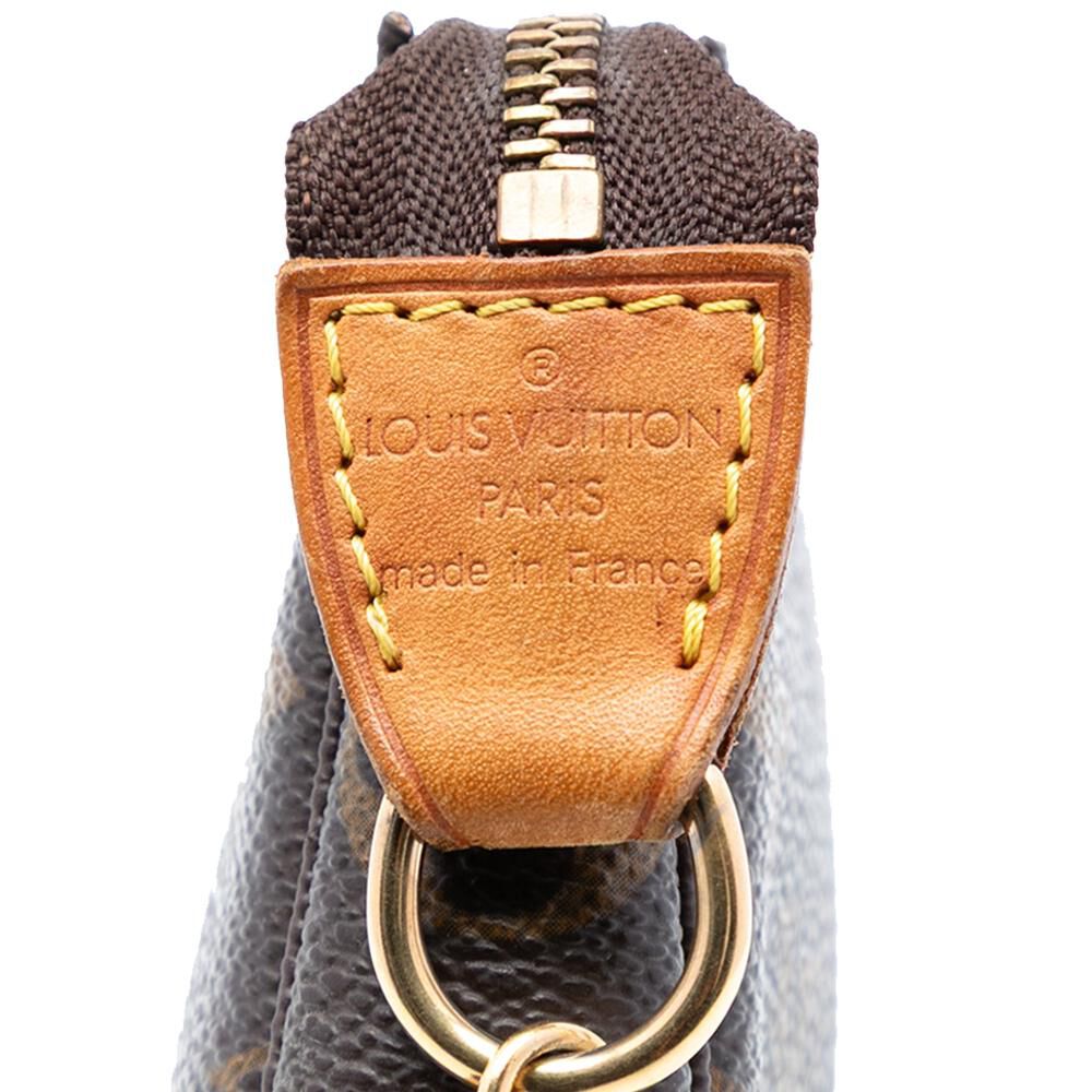 Louis Vuitton Pochette Accessoires