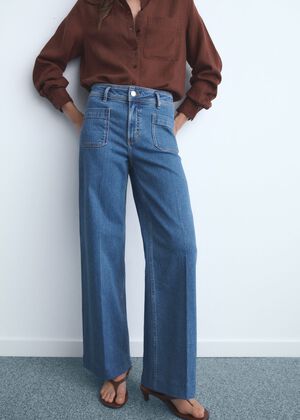 Wide leg jeans with pockets