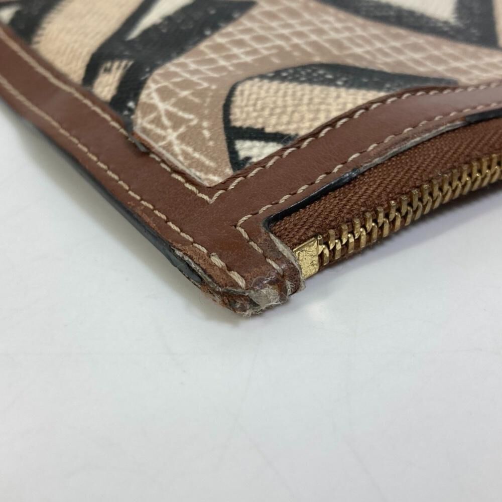 Burberry Clutch