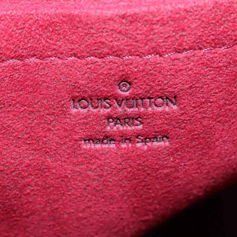 Louis Vuitton Lodge