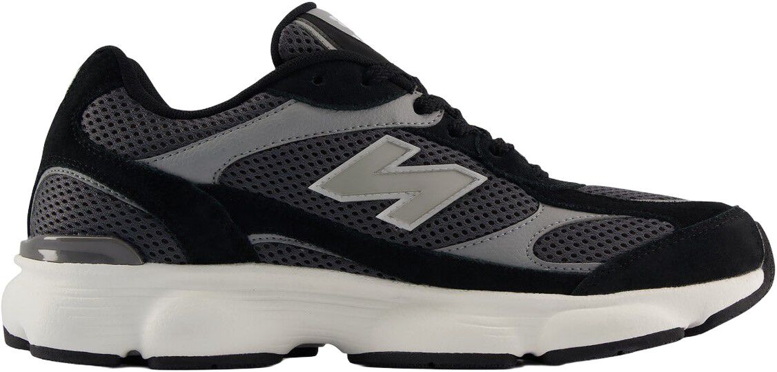 603 Sneakers