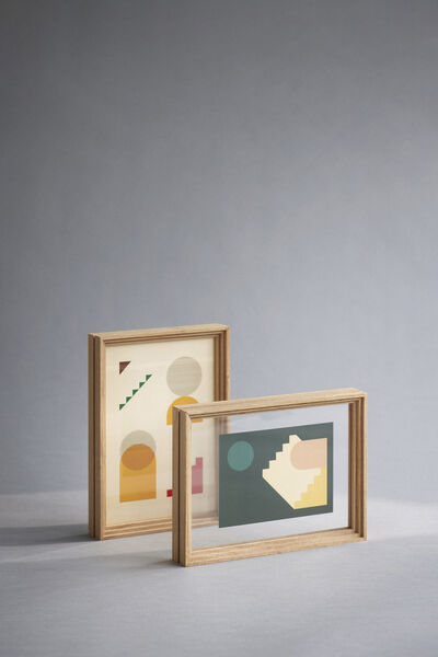 Standing Frame A5 Oak