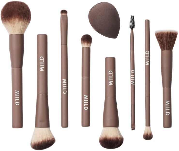 MINI COMPLEXION BUFFER BRUSH
