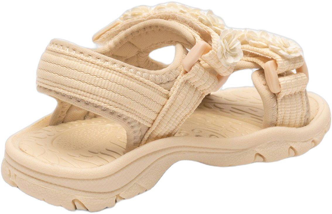 trine kj&aelig;r x bisgaard franca