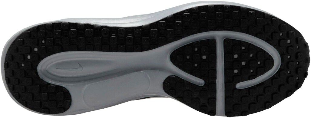 Revolution 8 Sneakers