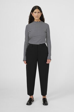 KBRo Solid Milano Carrot Pants