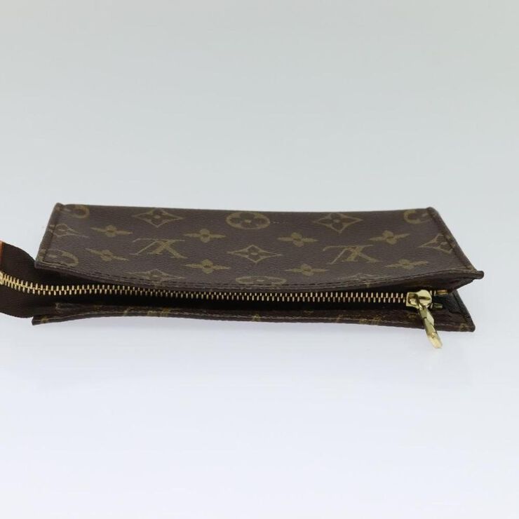 Louis Vuitton Pouch