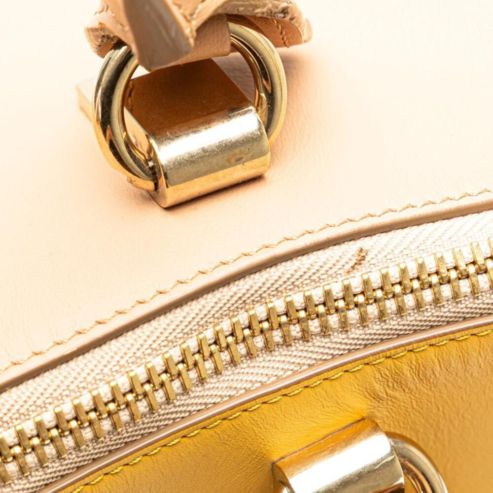 Chlo&eacute; Shoulder Bag