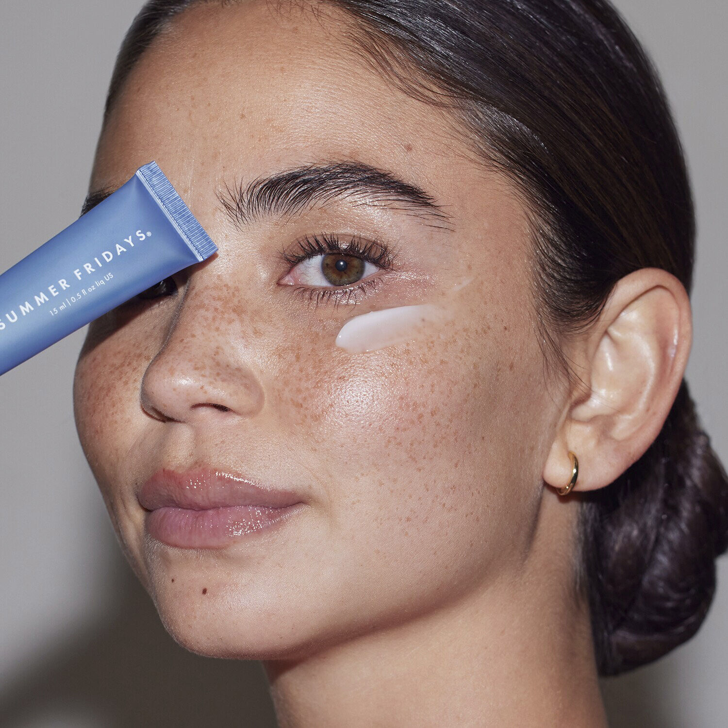 Jet Lag Overnight Eye Serum Fugtende natserum til &oslash;jenomr&aring;det