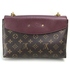 Louis Vuitton Shoulder Bags