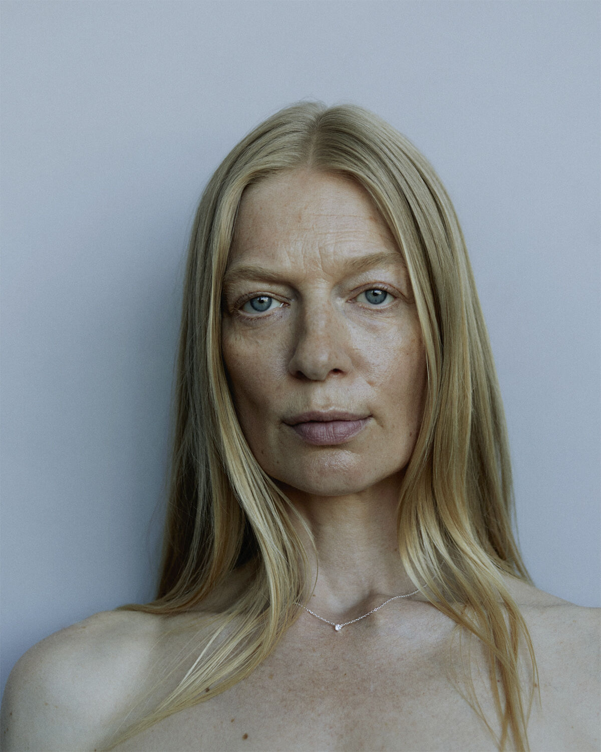 Oda Floating Necklace