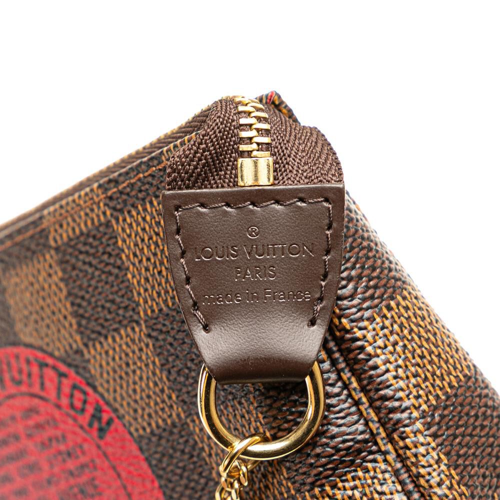 Louis Vuitton Pochette Accessoires