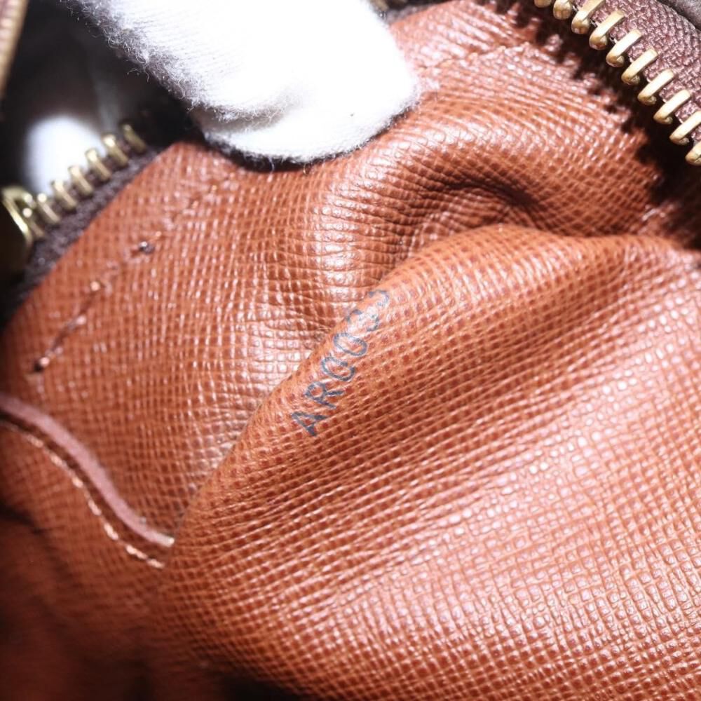 Louis Vuitton Messenger