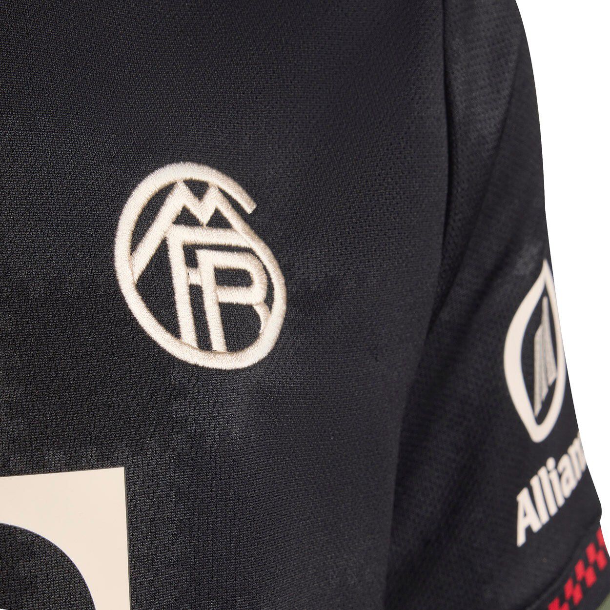 FC Bayern M&uuml;nchen 25/26 3 Tr&oslash;je