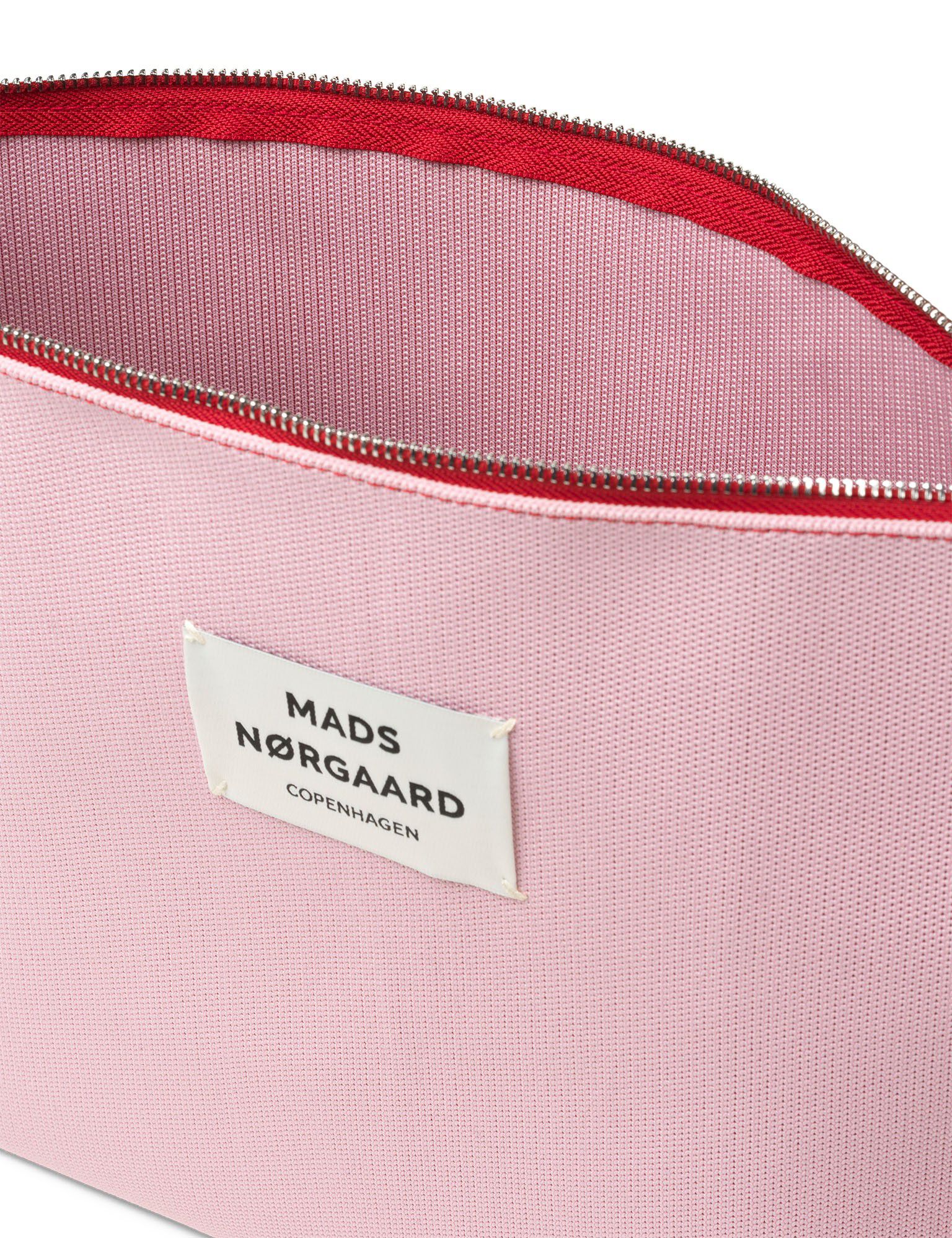 Knit Stripe Hilden Toiletry Bag
