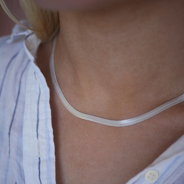 Necklace, Carla