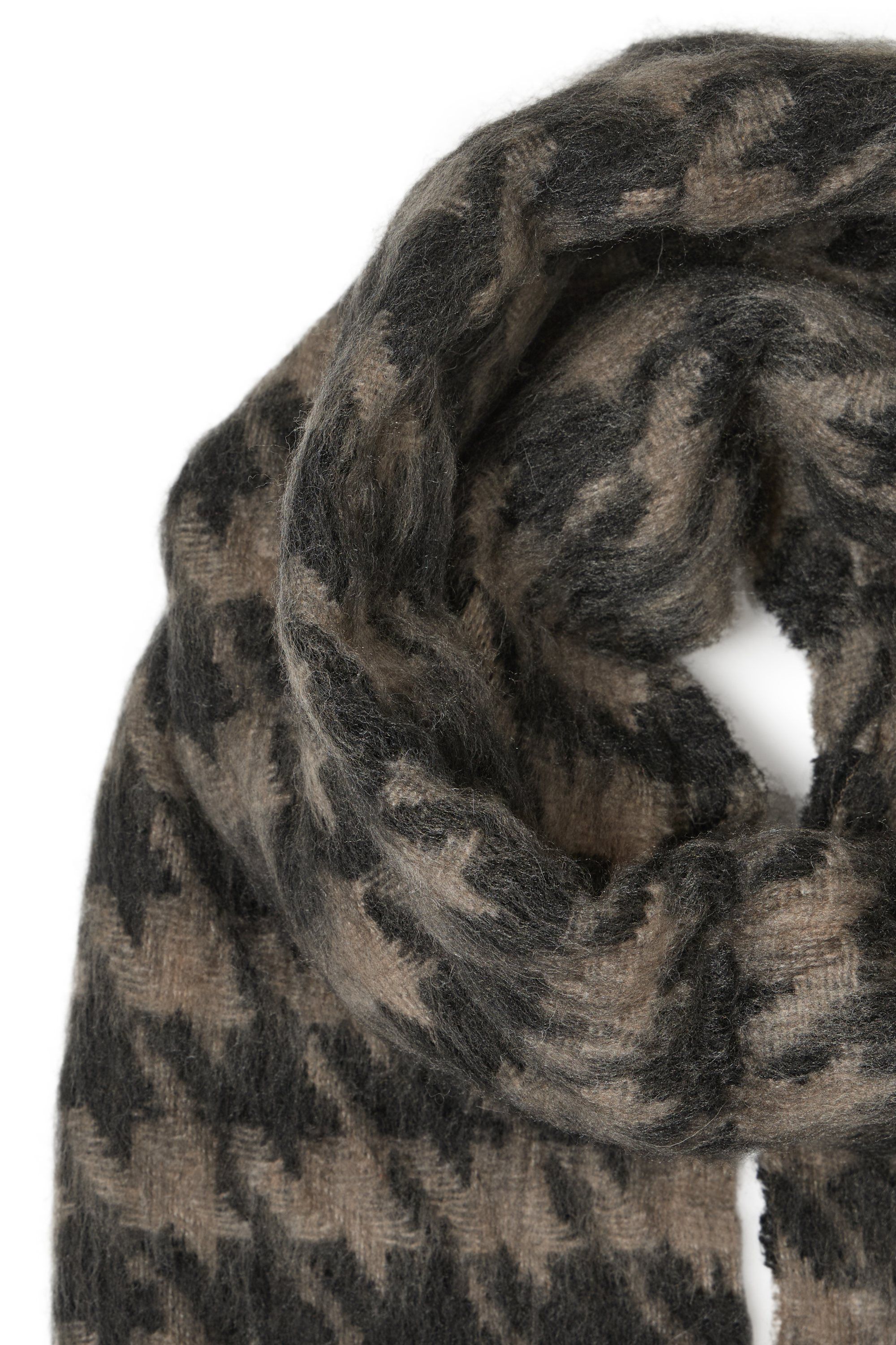 CFTHINUS HOUNDSTOOTH SCARF