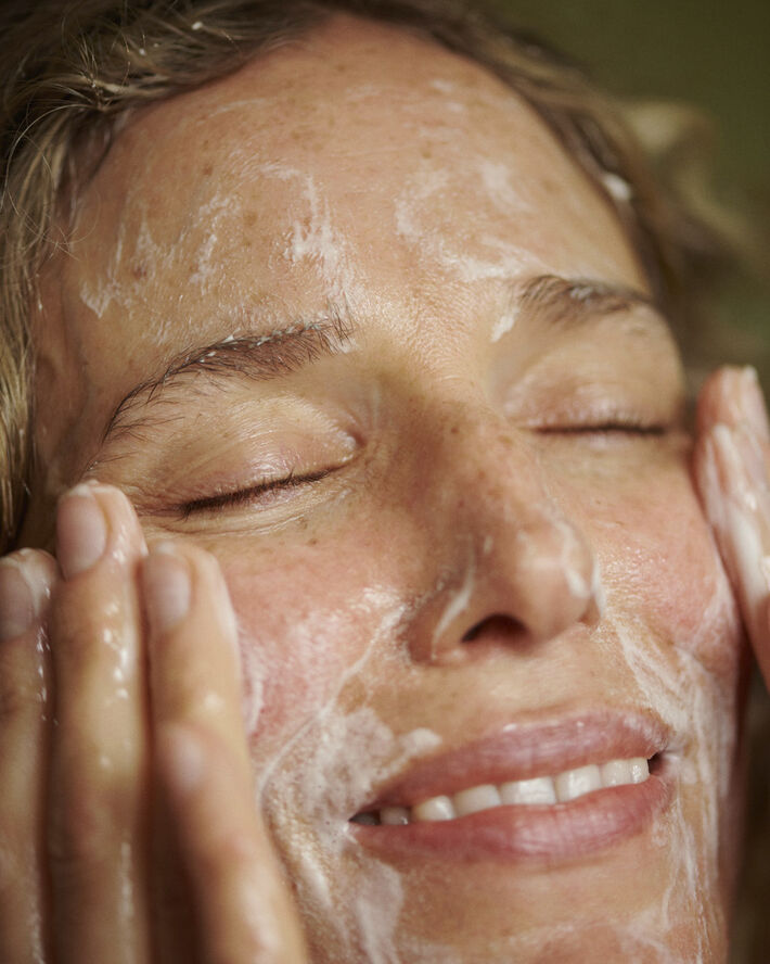 Renewing Face Wash Fragrance Free