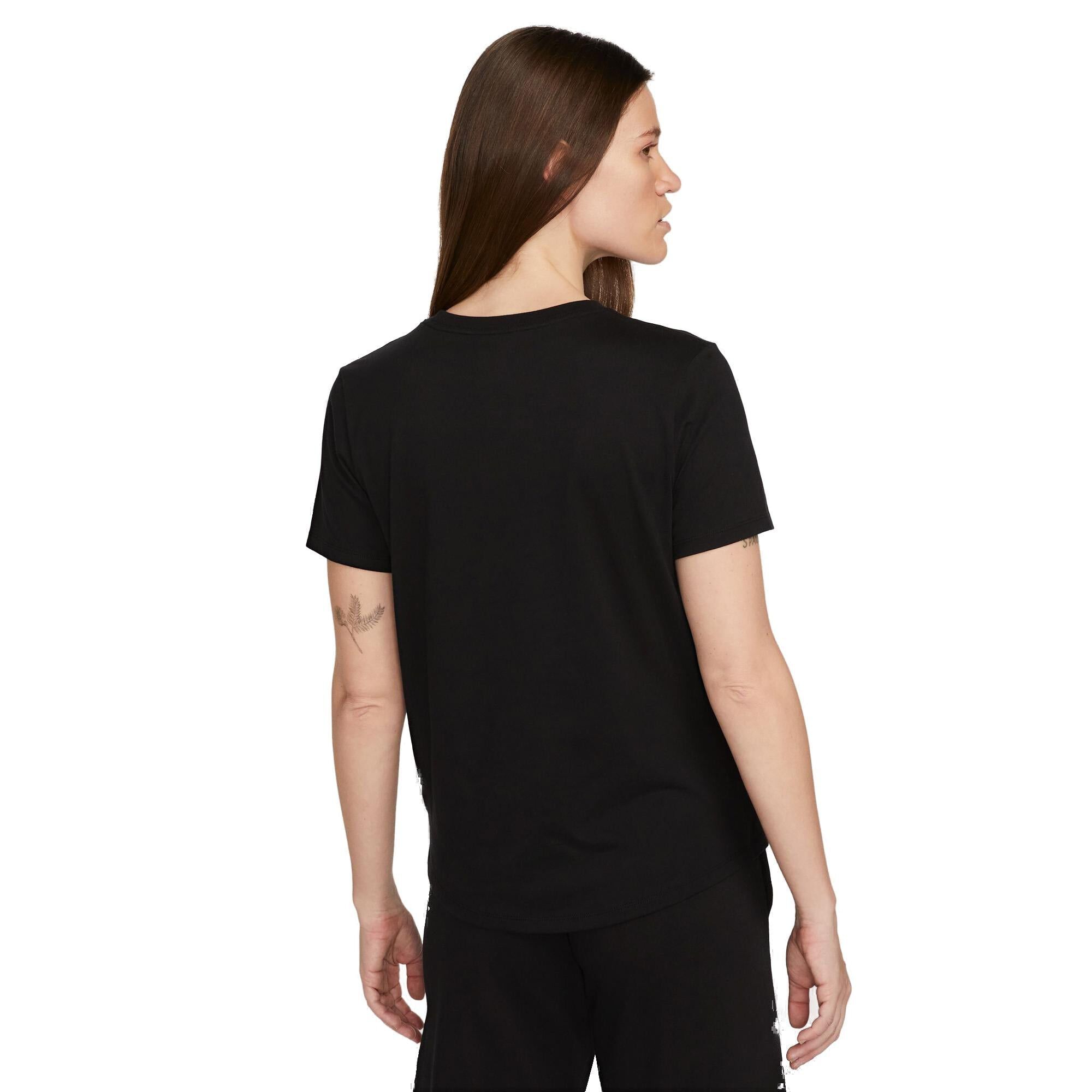 Sportswear Essentials Logo T-shirt