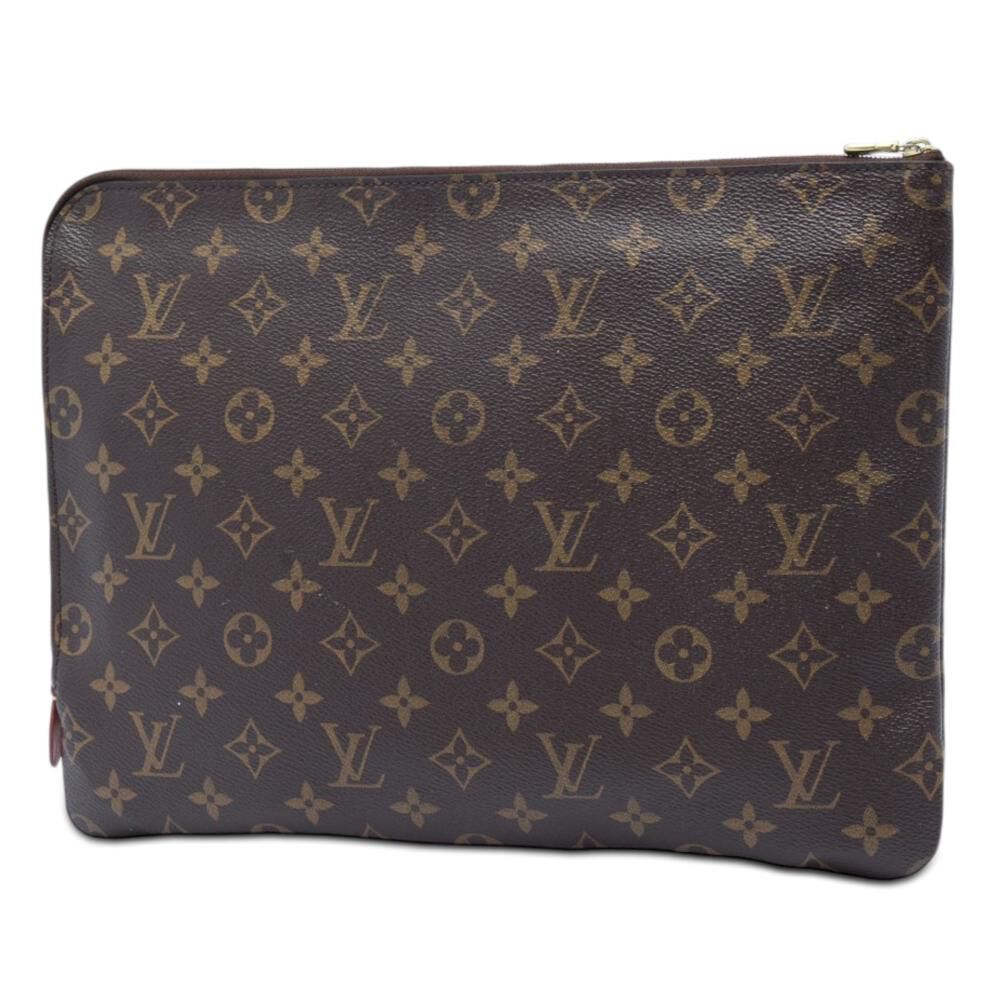 Louis Vuitton Clutch