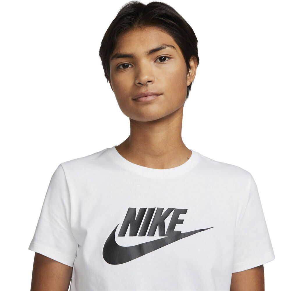 Sportswear Essentials Logo T Shirt