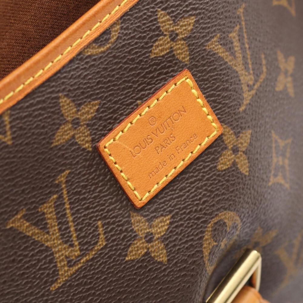 Louis Vuitton Saumur