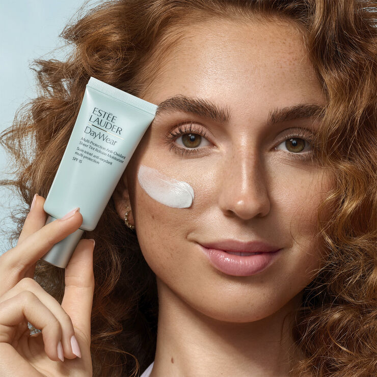 DayWear Sheer Tinted Moisturizer SPF 15
