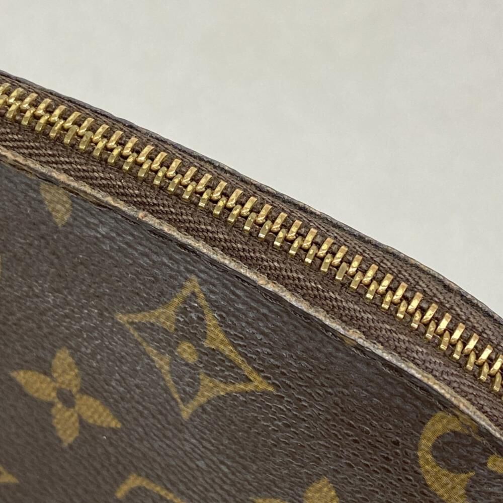 Louis Vuitton Pouch