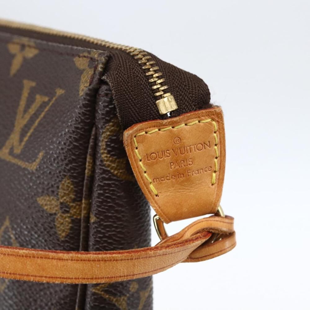 Louis Vuitton Pochette Accessoires