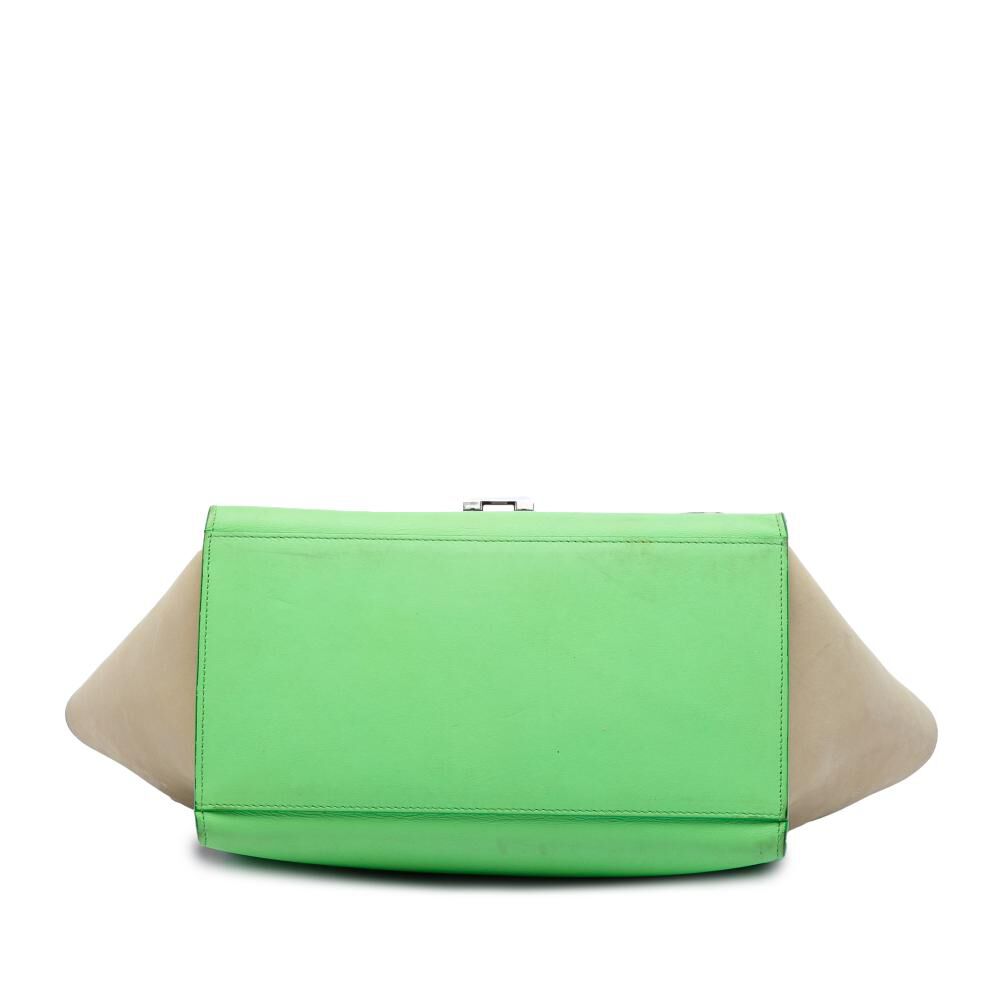 C&eacute;line Trapeze
