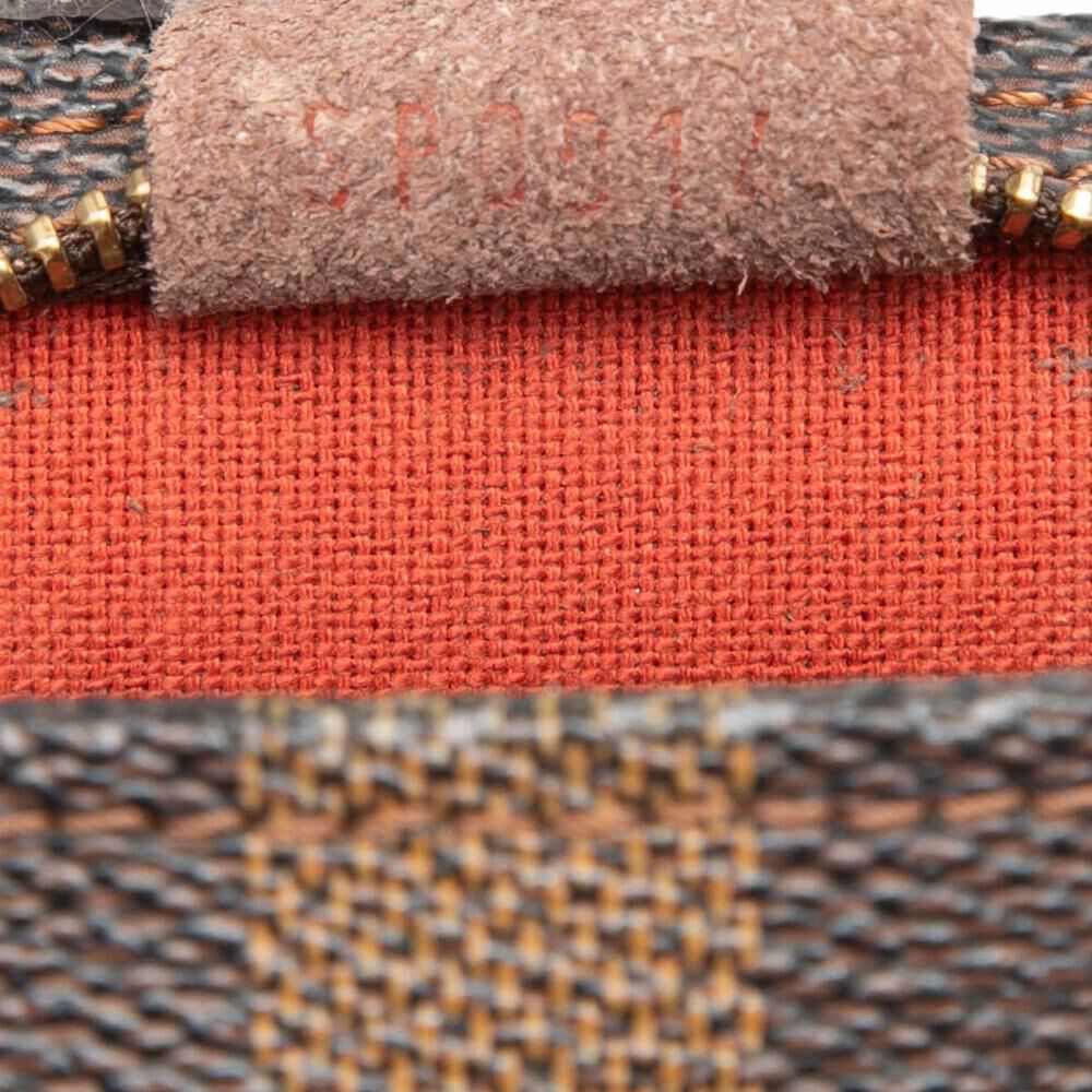 Louis Vuitton Shoulder Bags