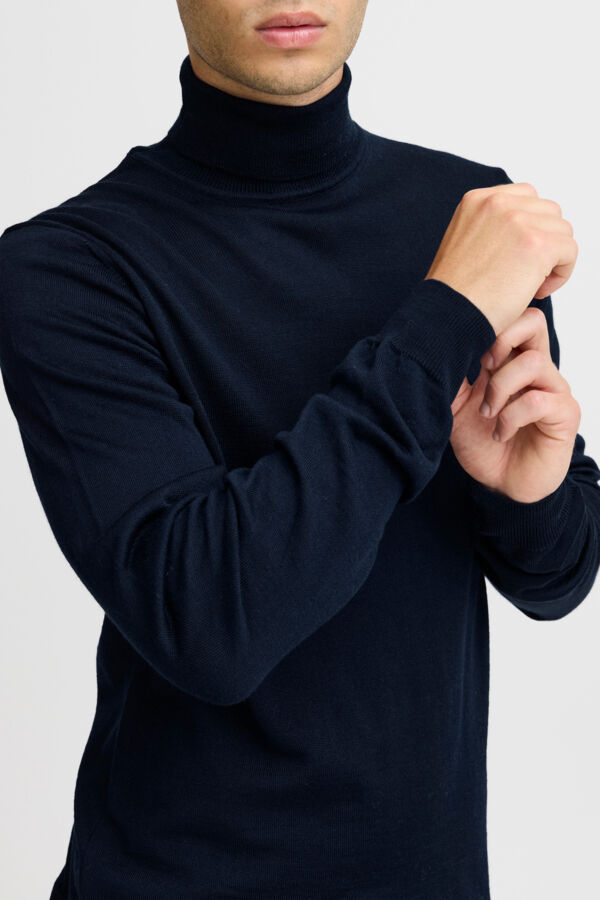 CFKONRAD Merino Roll Neck Knit