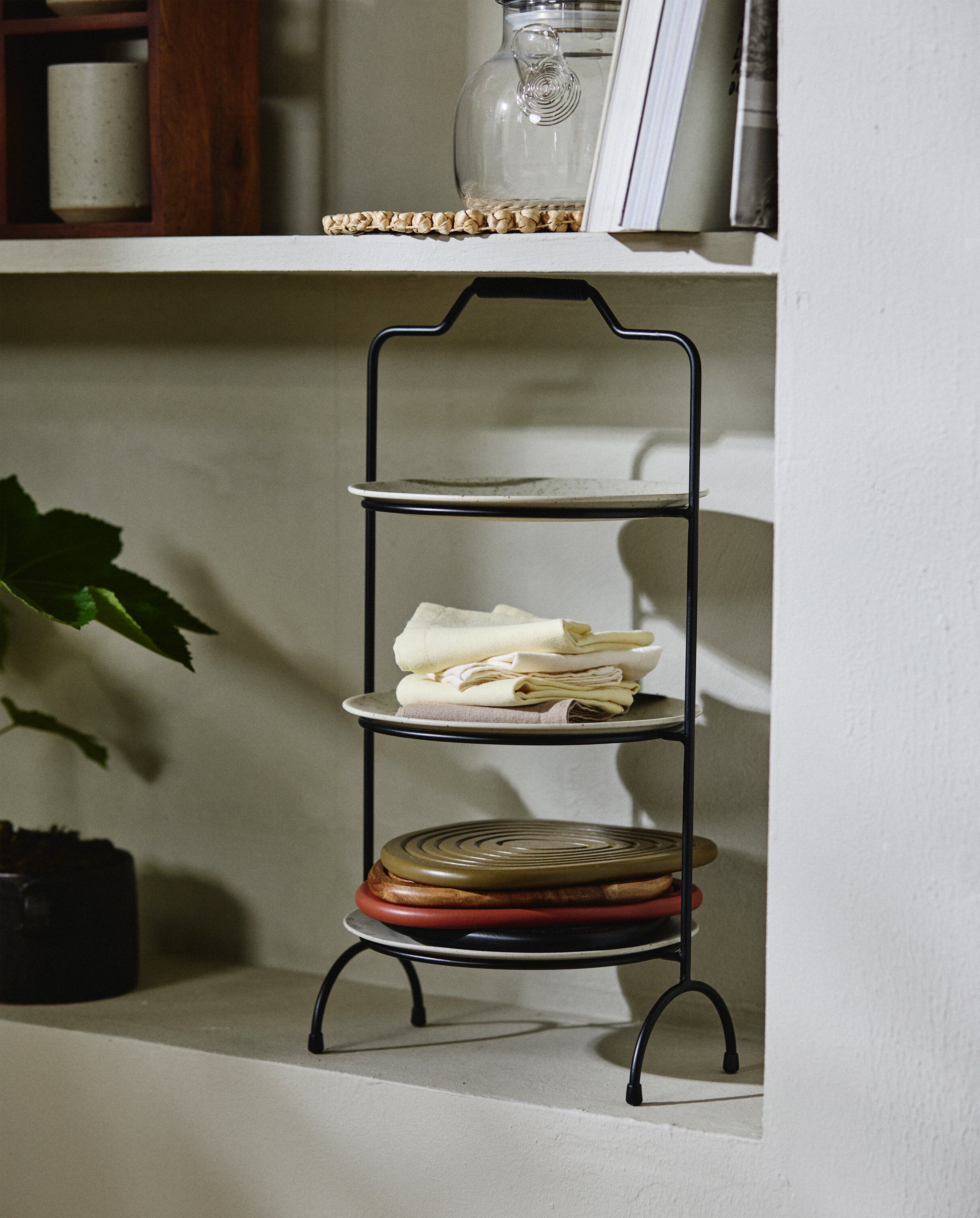 PRIMULA serving stand - black