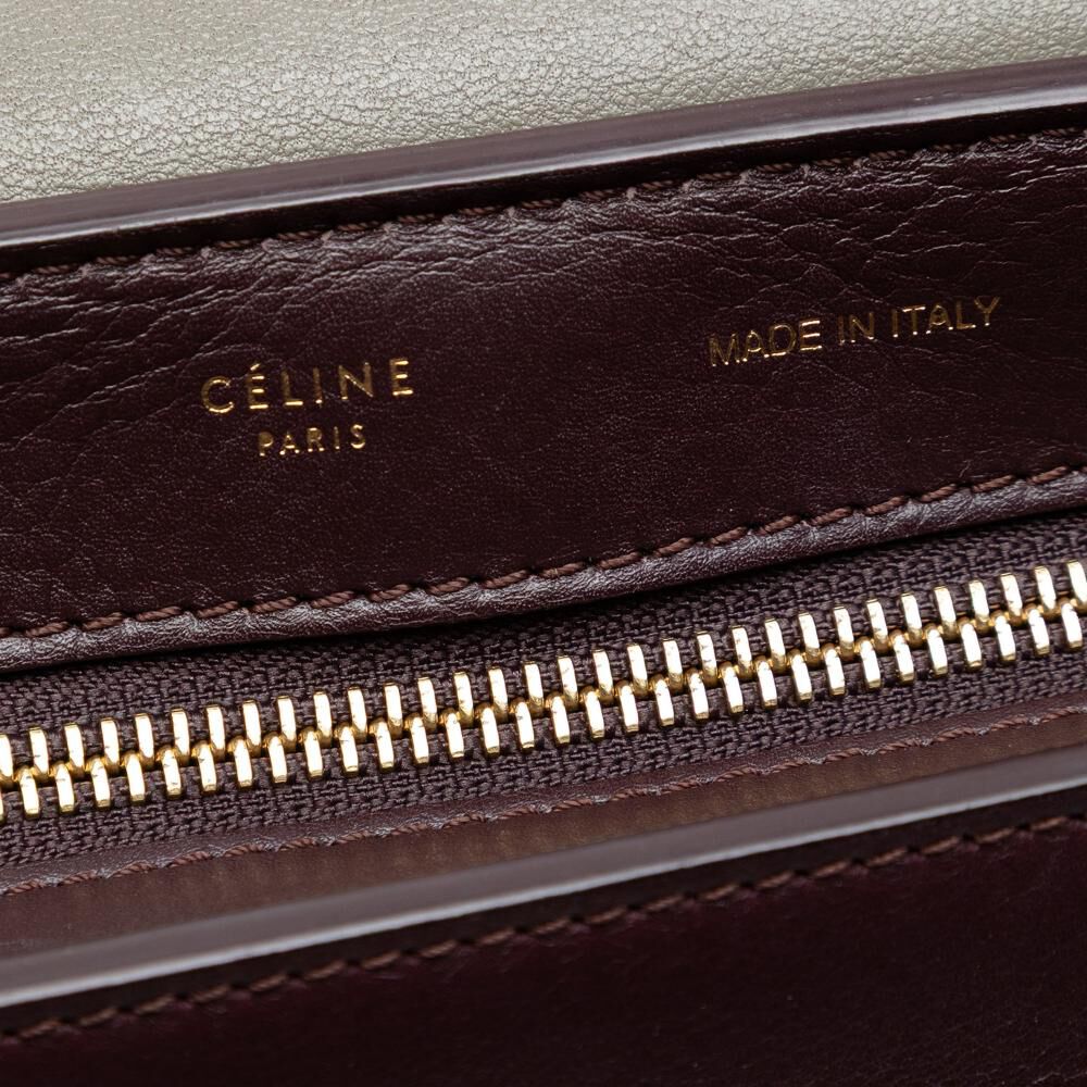 C&eacute;line Trapeze