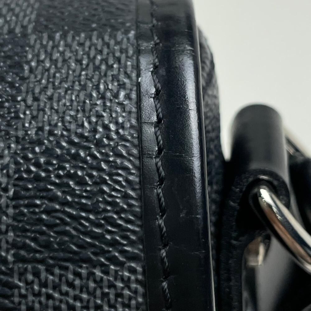 Louis Vuitton Shoulder Bags