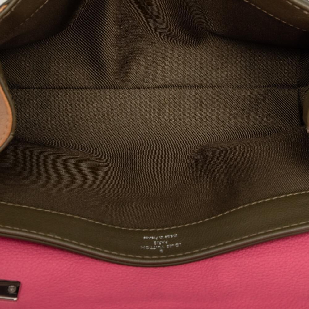 Louis Vuitton Shoulder Bags