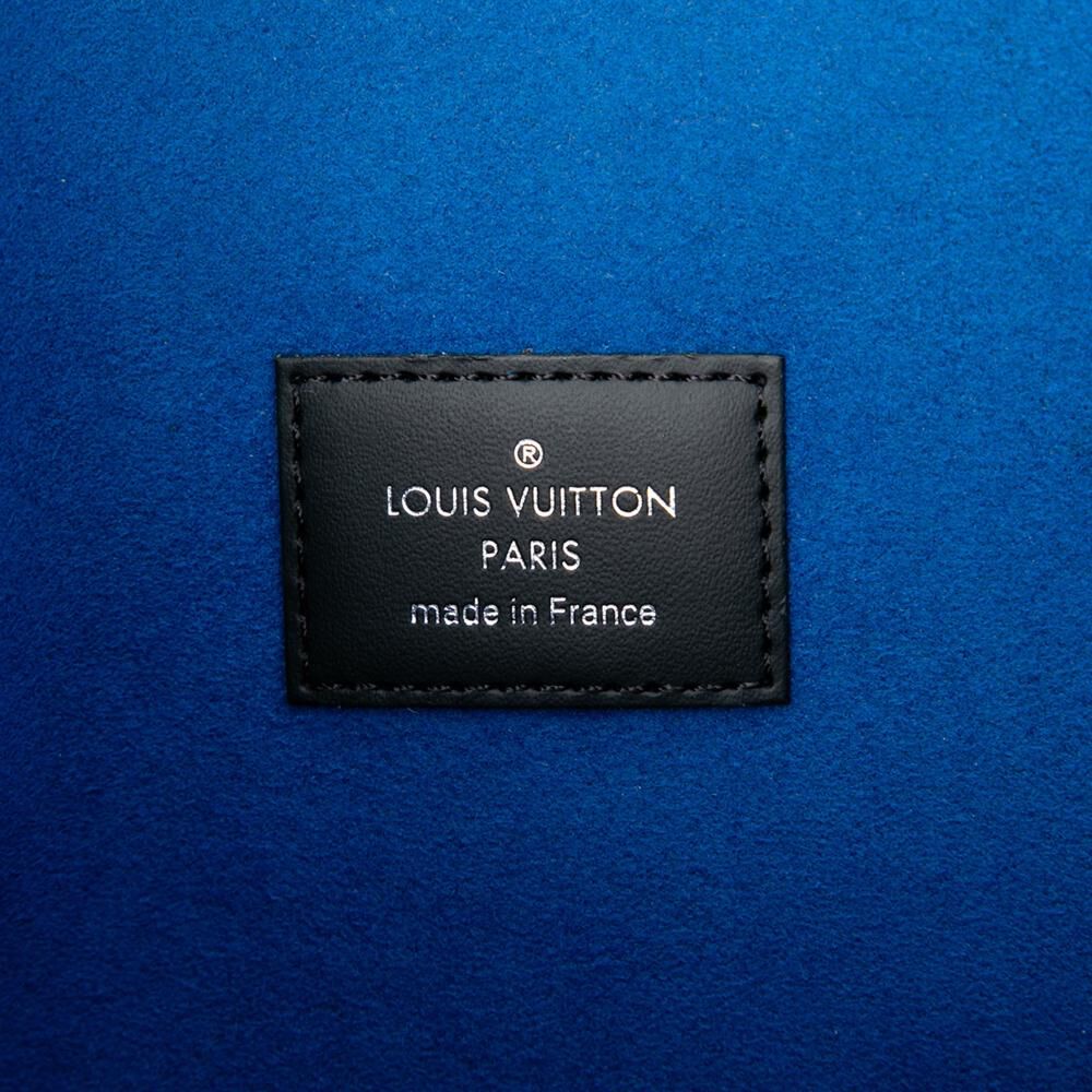 Louis Vuitton Clutch