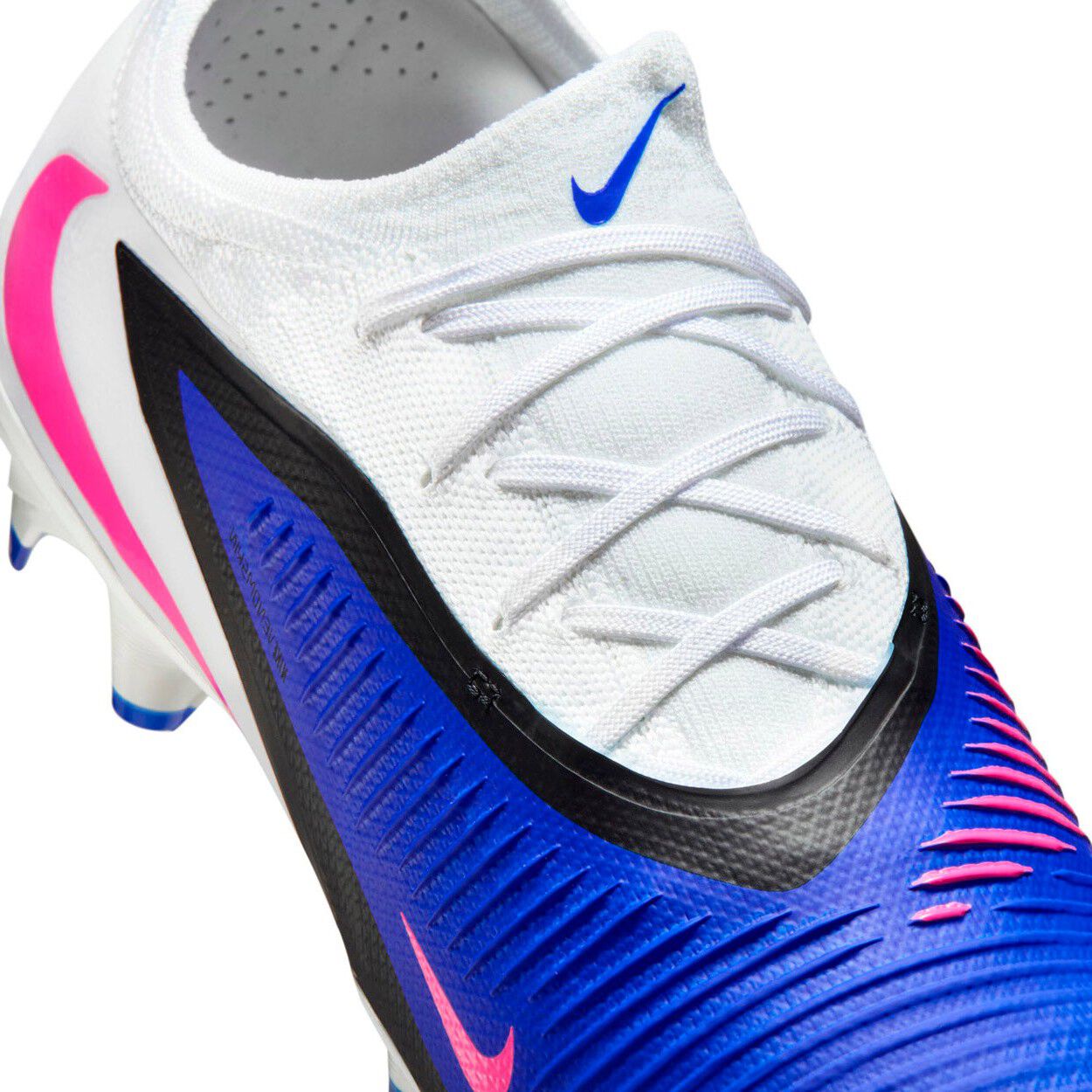 Phantom 6 Pro Fodboldst&oslash;vler