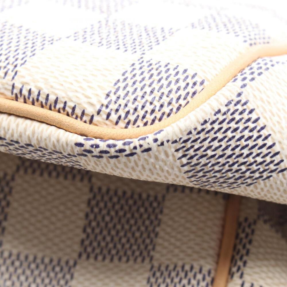 Louis Vuitton Speedy