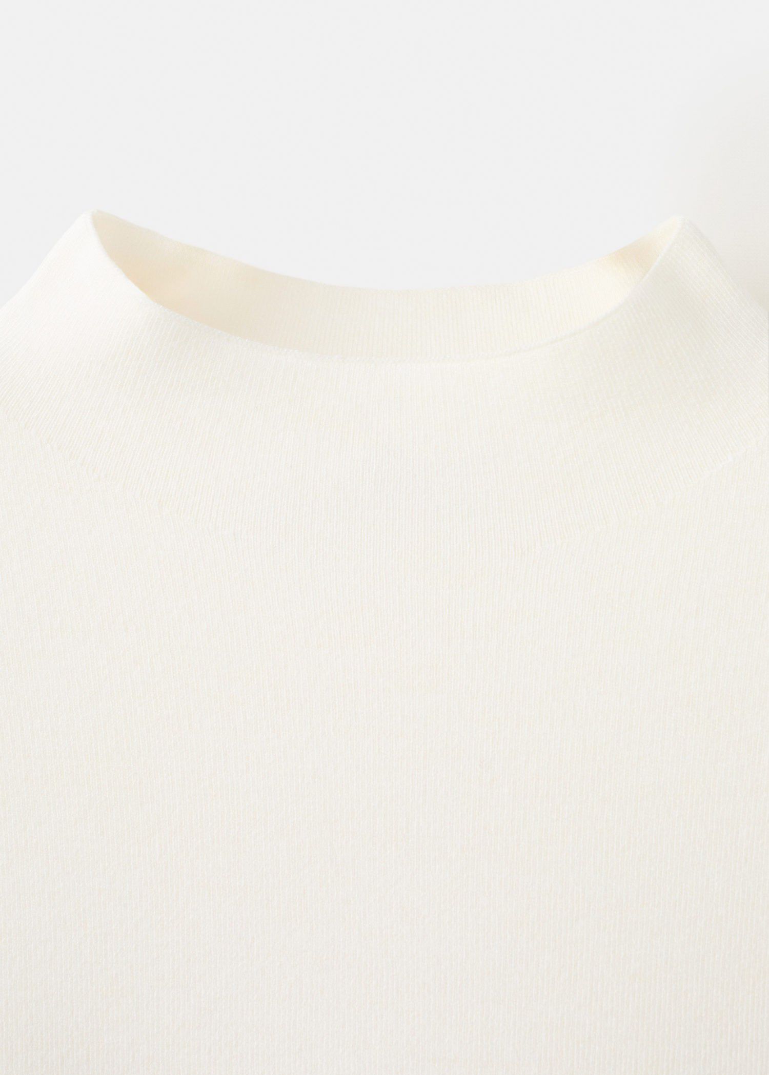 Knitted sweater with perkins neck