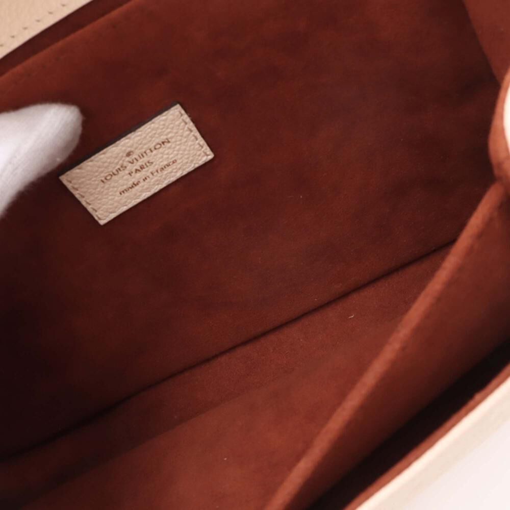 Louis Vuitton Pochette M&eacute;tis