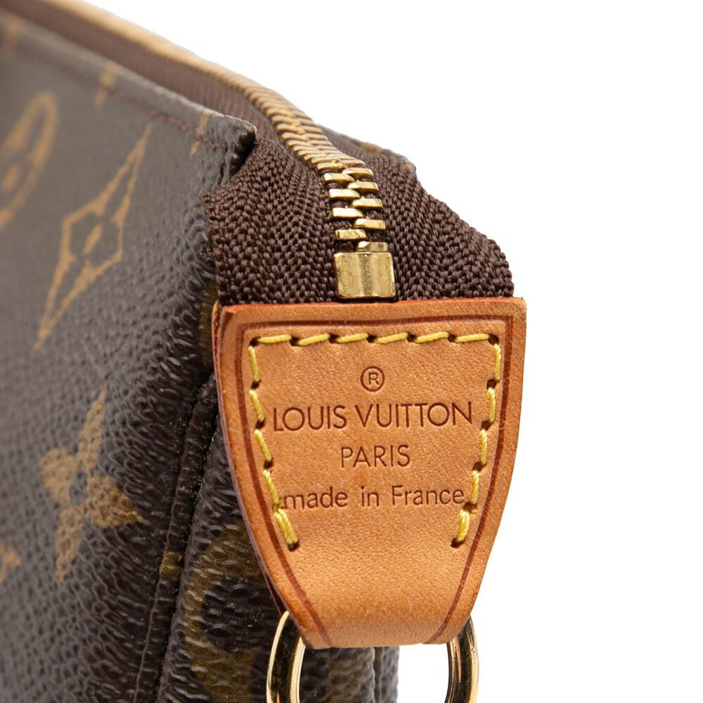 Louis Vuitton Pochette Accessoires