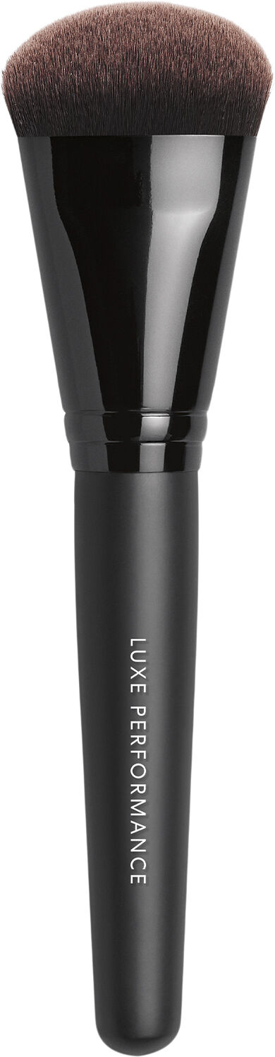 Luxe Performance Brush