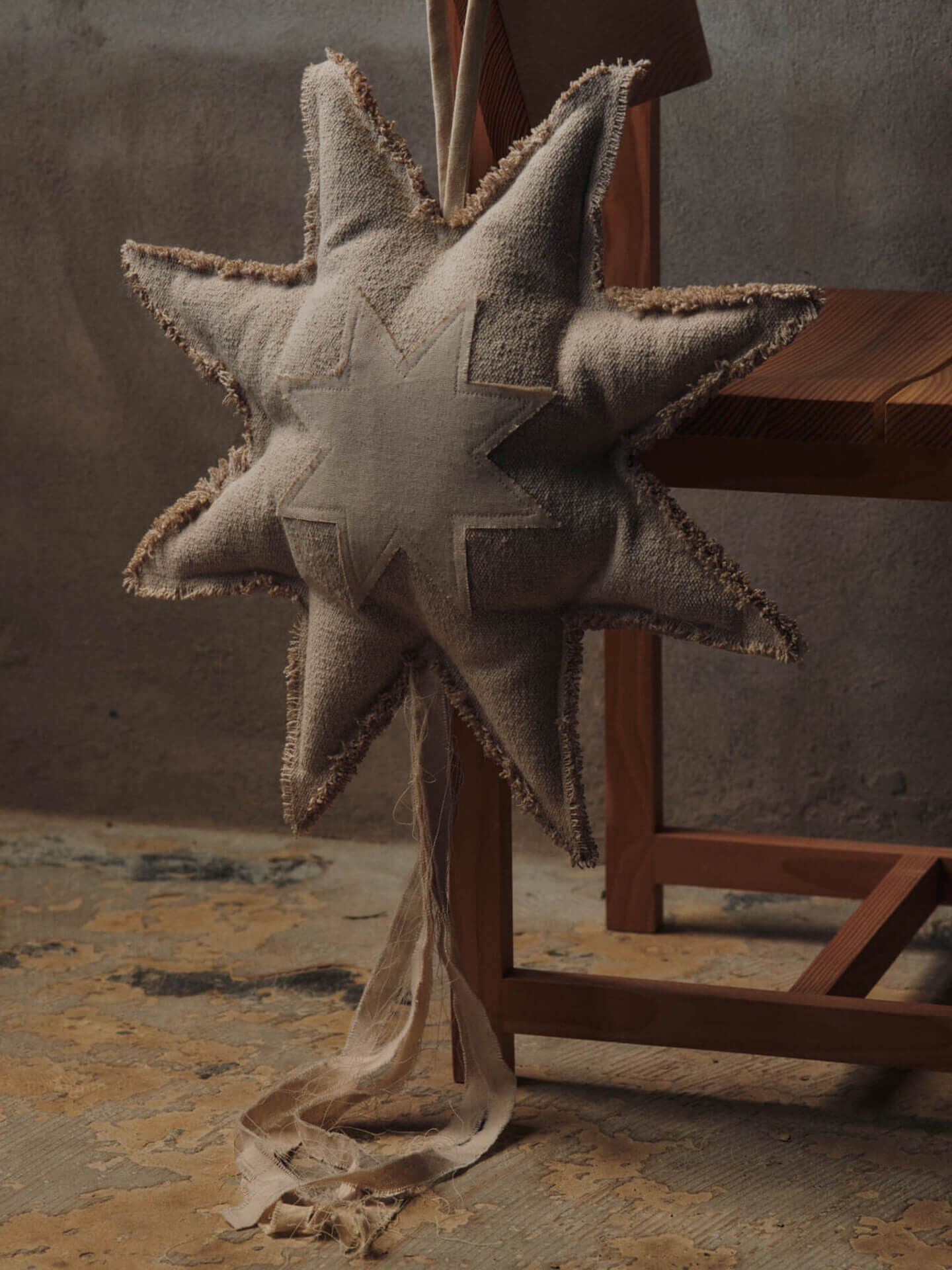 Vela Window Ornament - Natural