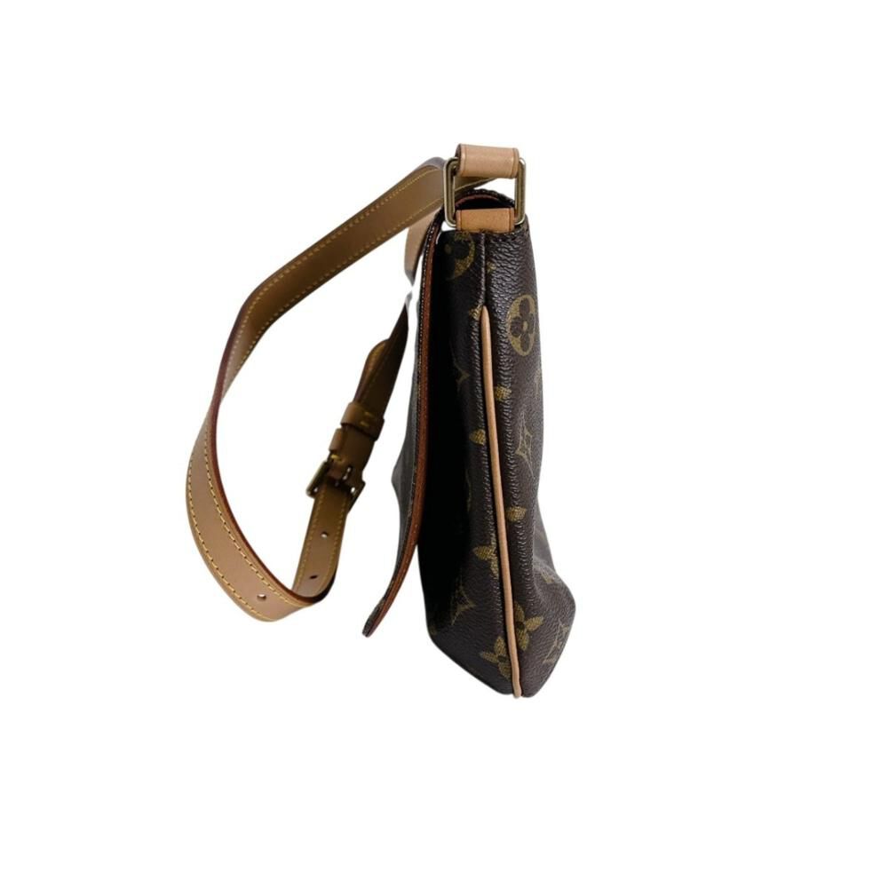 Louis Vuitton Shoulder Bags