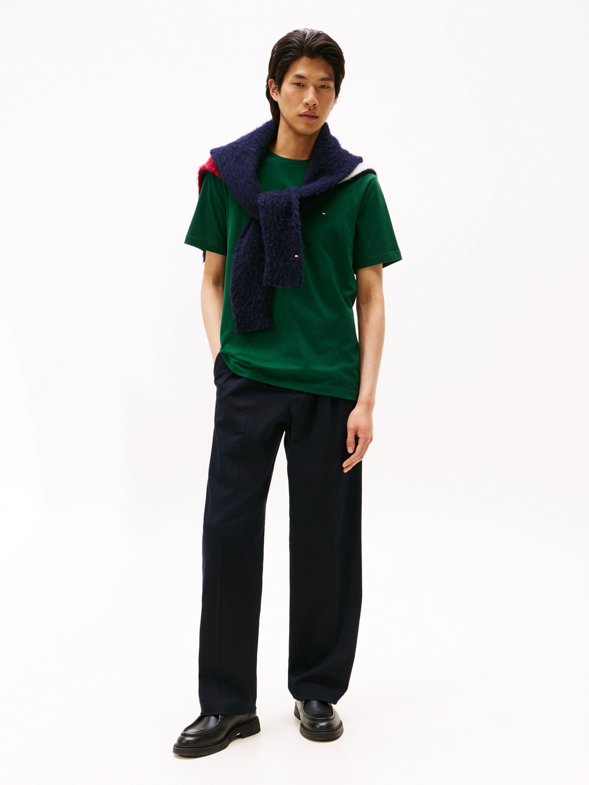 ESS SEASONAL REG FIT SOLID TEE