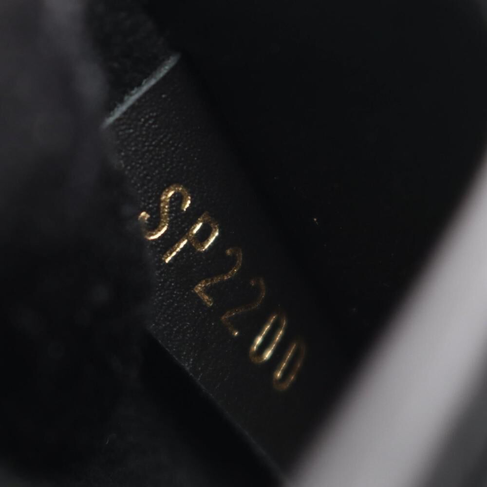 Louis Vuitton Dauphine